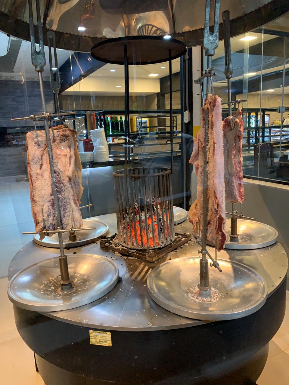 Churrascaria Gramadão - Castilho