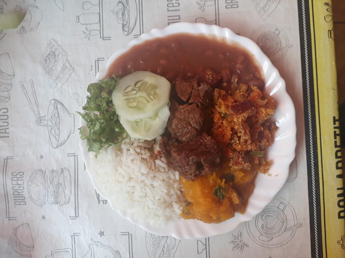 Costa Sabores Lanchonete e Restaurante (marmitex e prato feito)