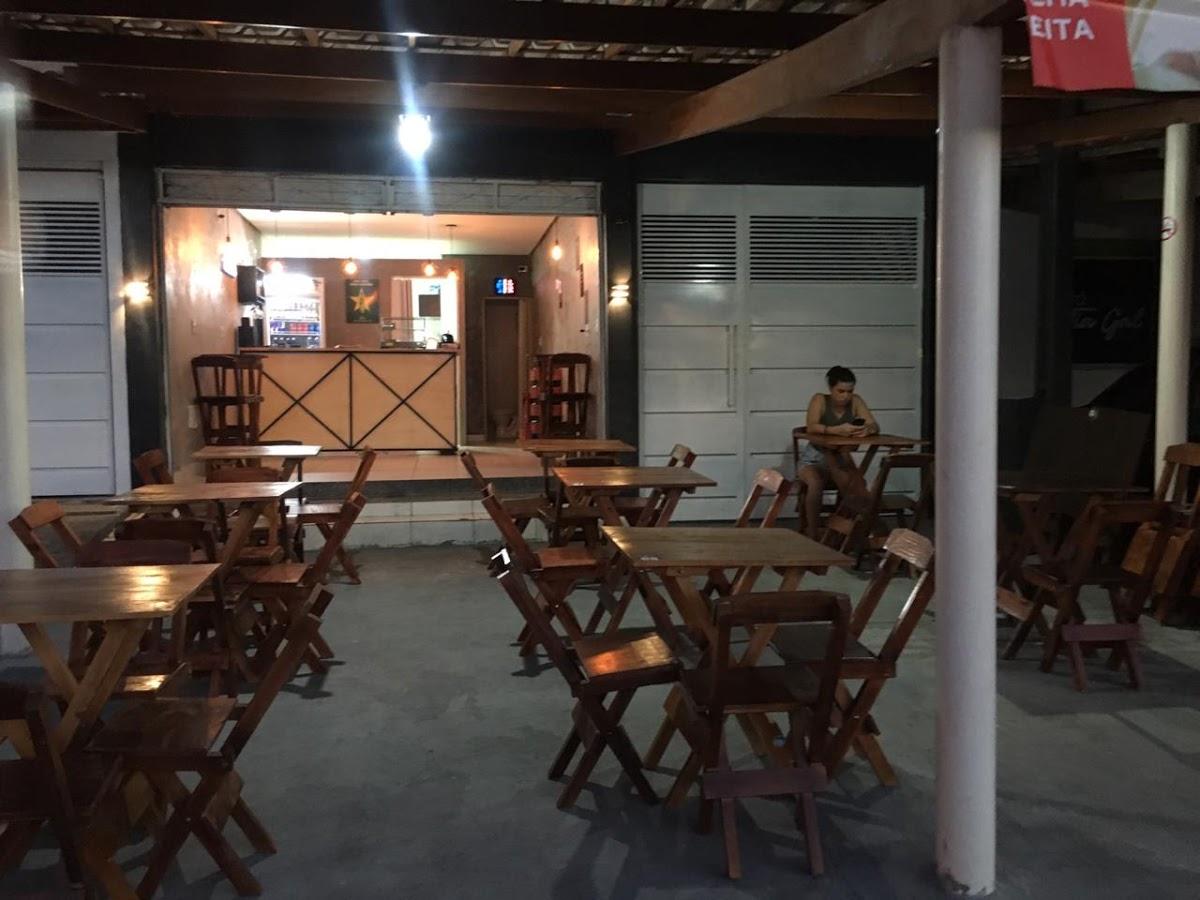 Los Pollos Petiscaria