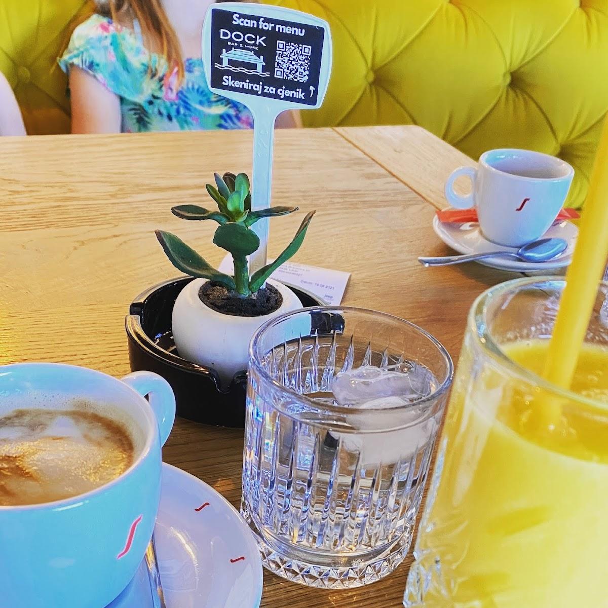 DOCK Bar Pizza & Burgers