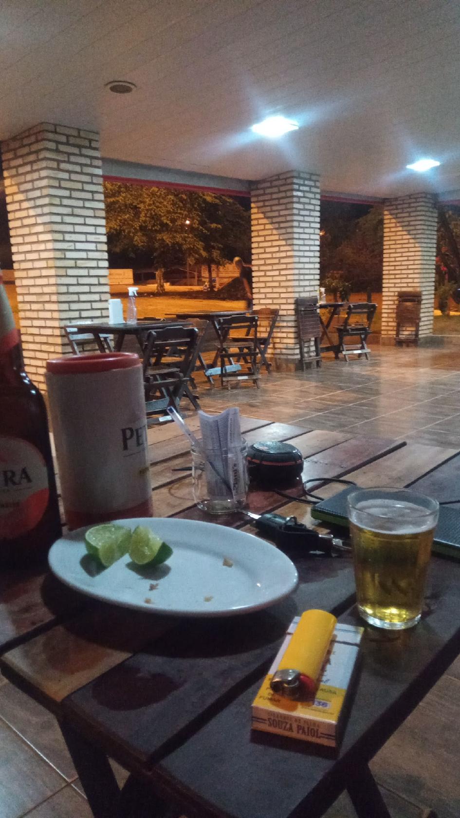 Piauis barrestaurante e distribuidora