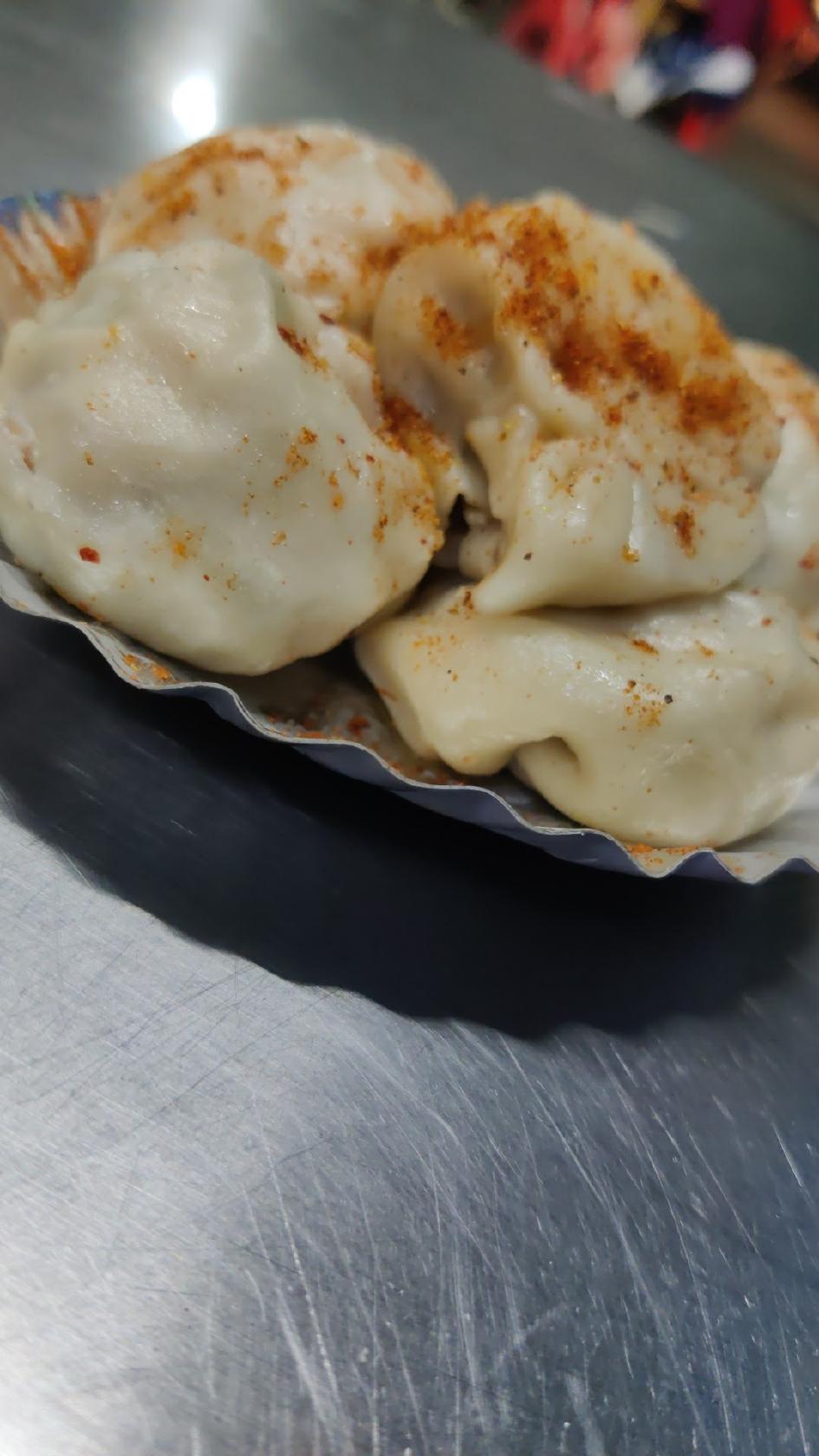 Daji Momos