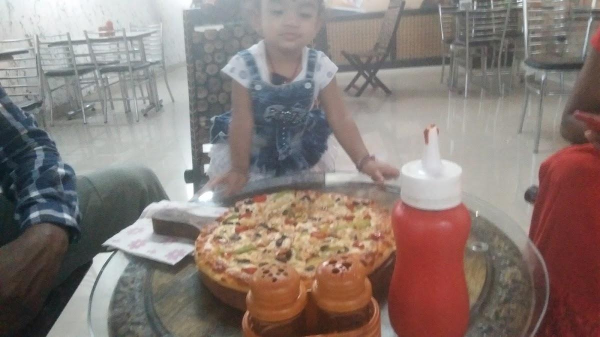 Dominic's Pizza - Best Pizza Restaurants in Sudhar