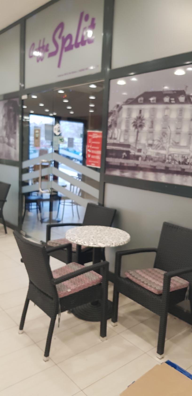 Cafe Split