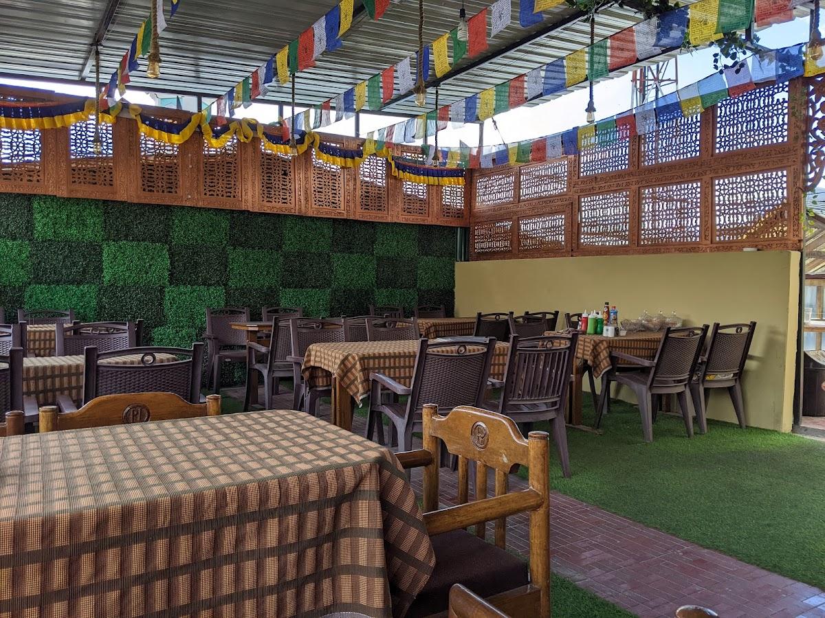 Himalayan Café