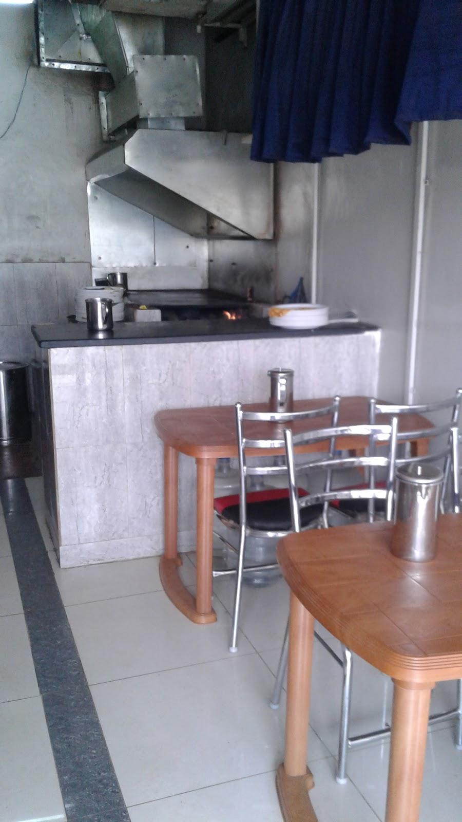 Mahaveera Benne Dose Hotel