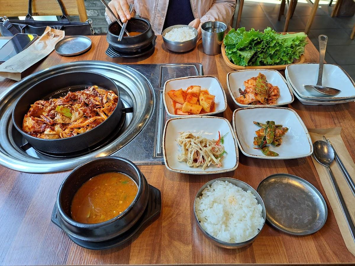 육대장둔산점