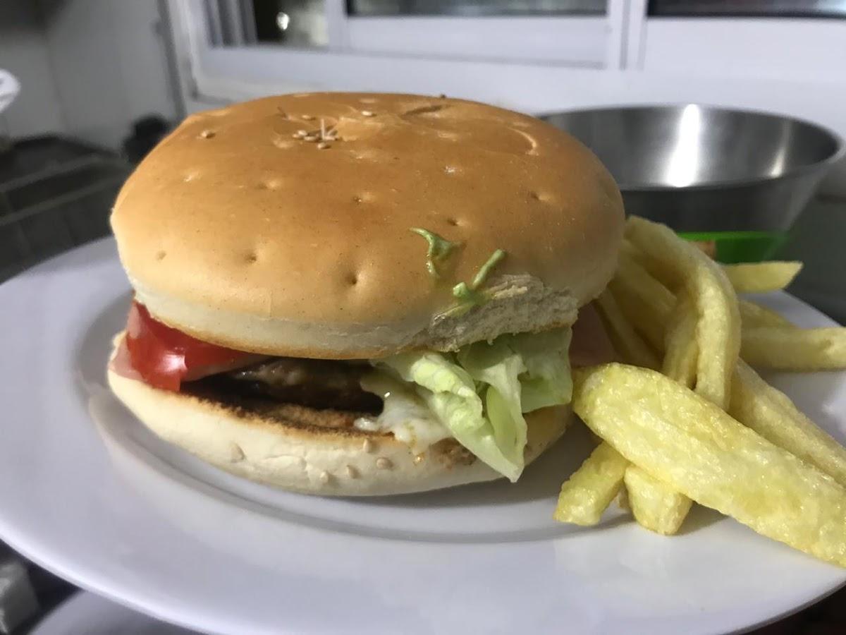 Sandwicheria "En la Canchita"