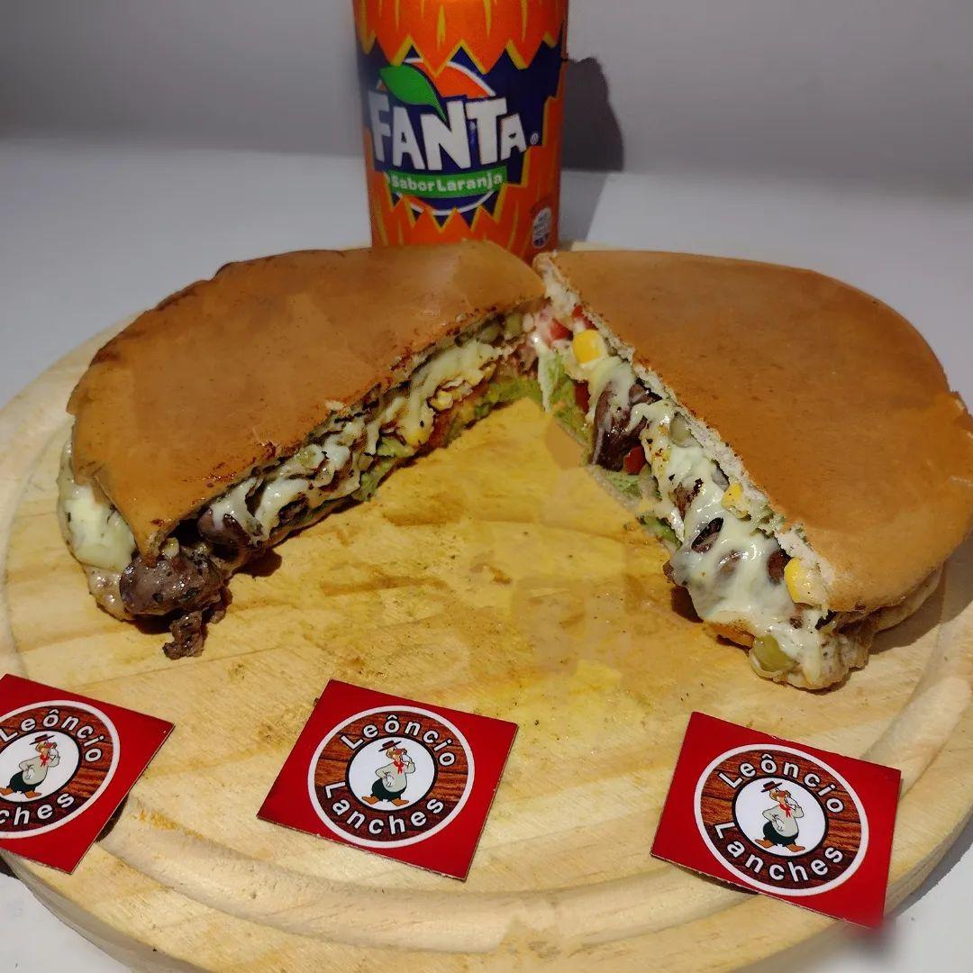 Leôncio lanches ( xis do gaúcho )