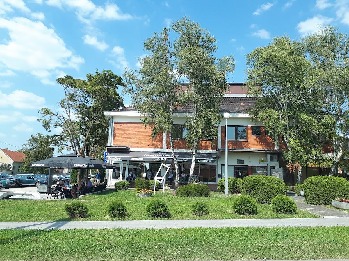 Caffe bar Five