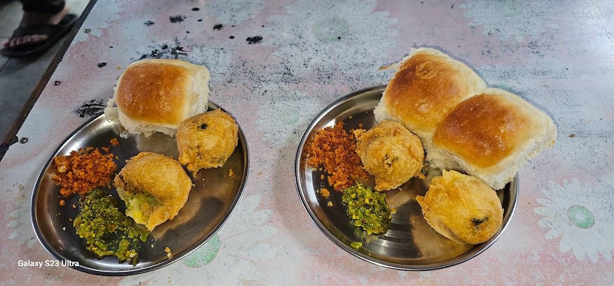 Shree Samarth Krupa wadapao center