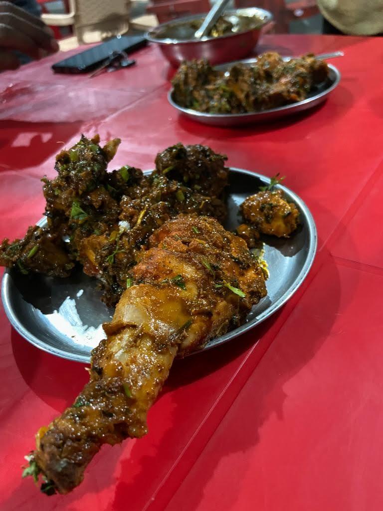 Hotel New Mevhana Pahuna family Restaurent