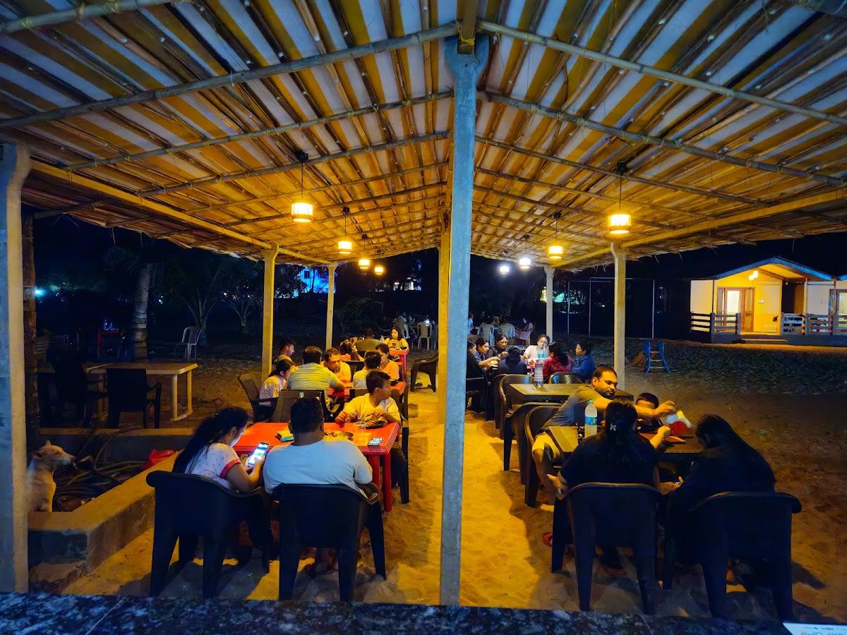 Manorama restaurant (Tarkarli)