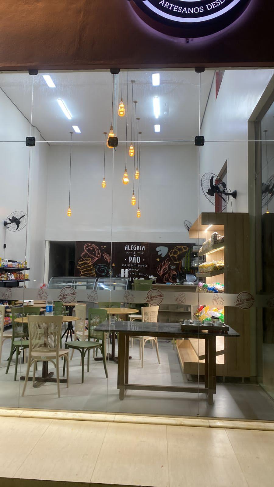 Padaria Alvorada, Pães artesanais, cafés e pastelaria