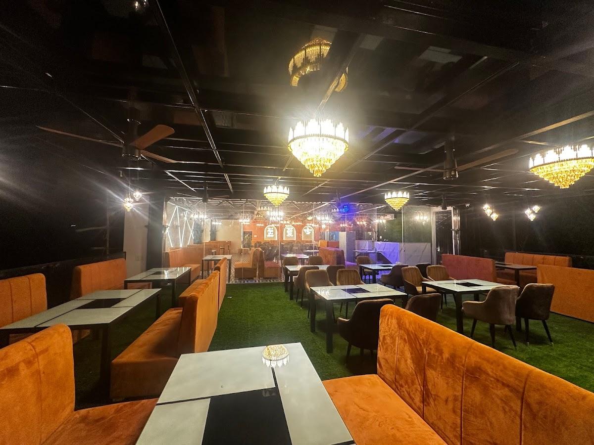 Universl Boss Multi Cuisine Restaurant