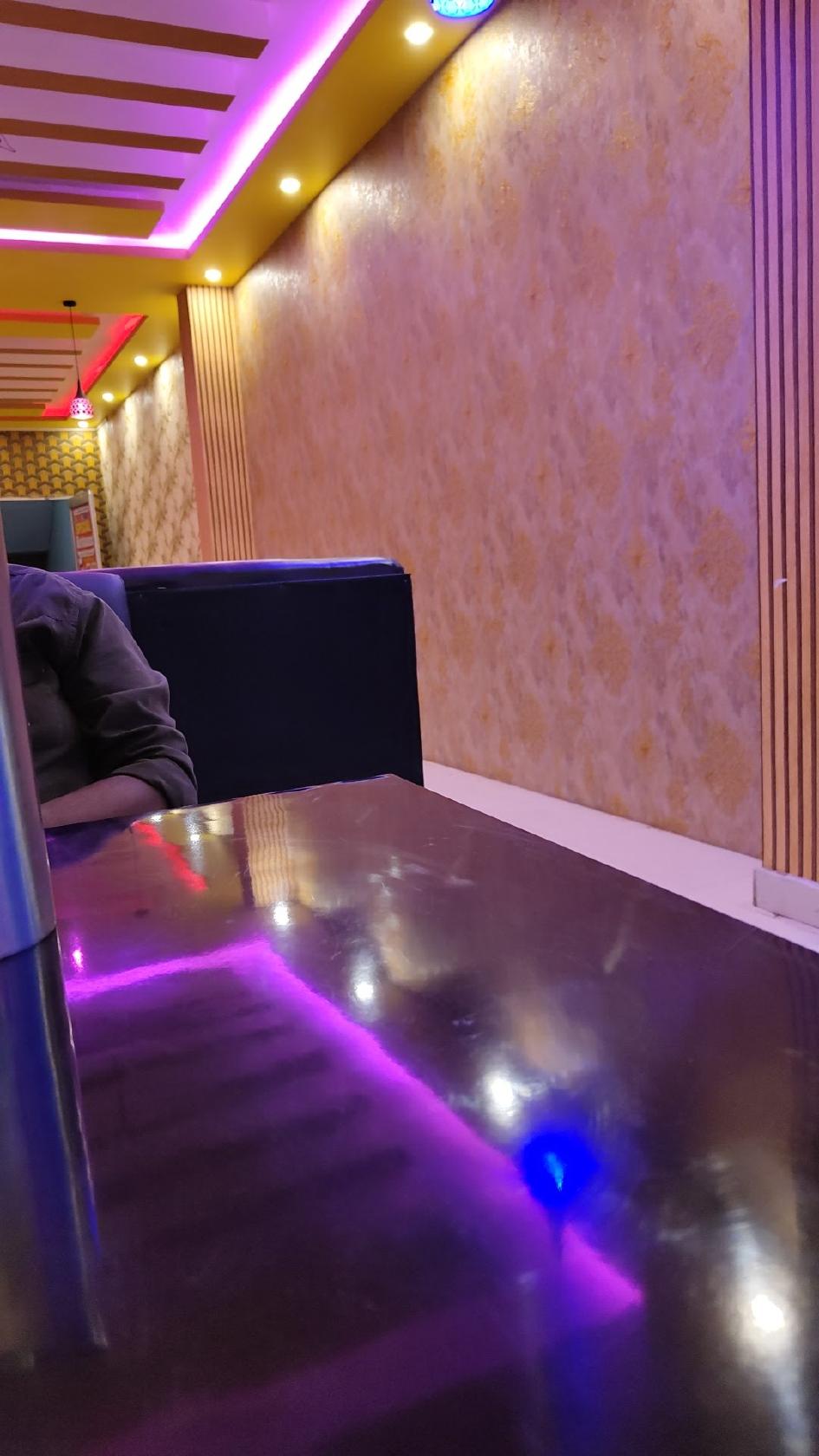 THE SPECIAL RESTAURANT