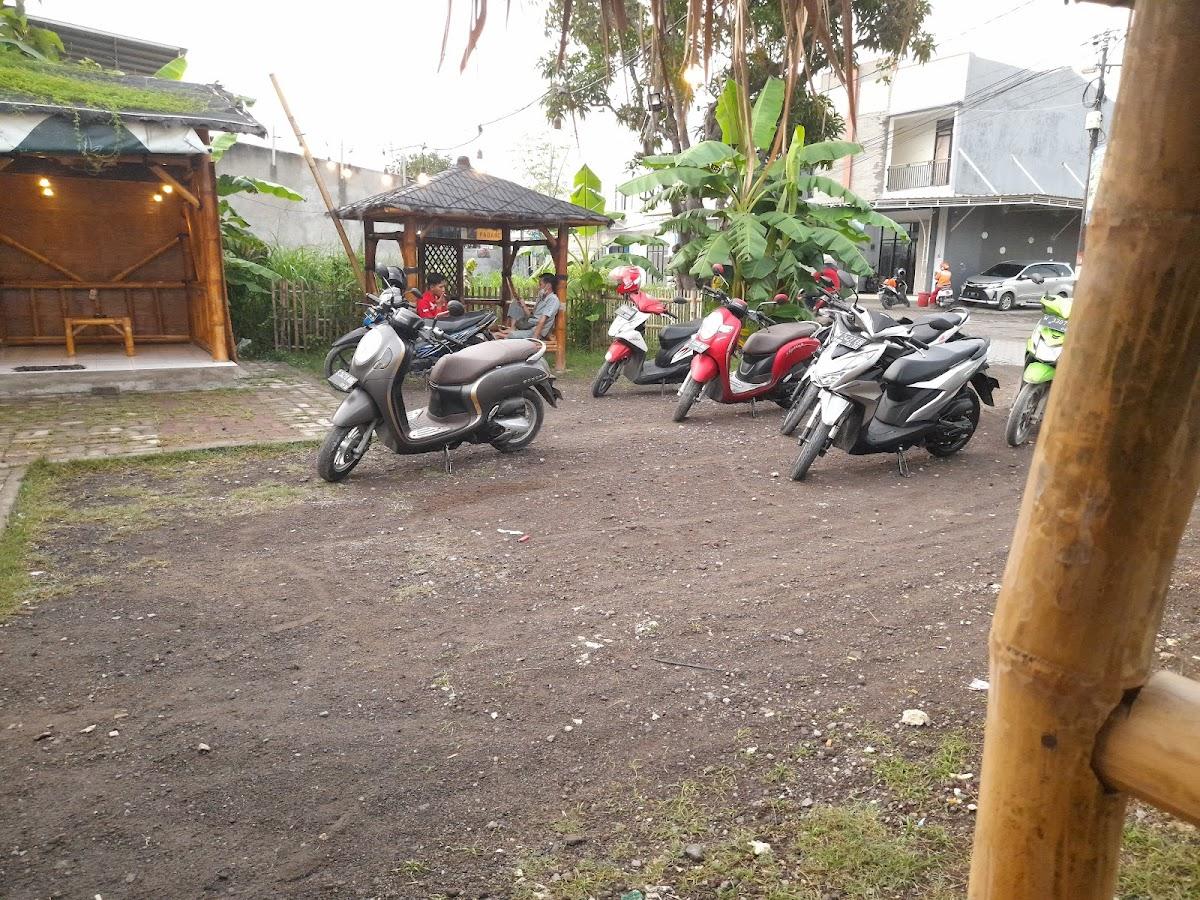 Warkop Bambu