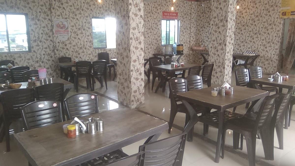 Jay dwarkadish hotel