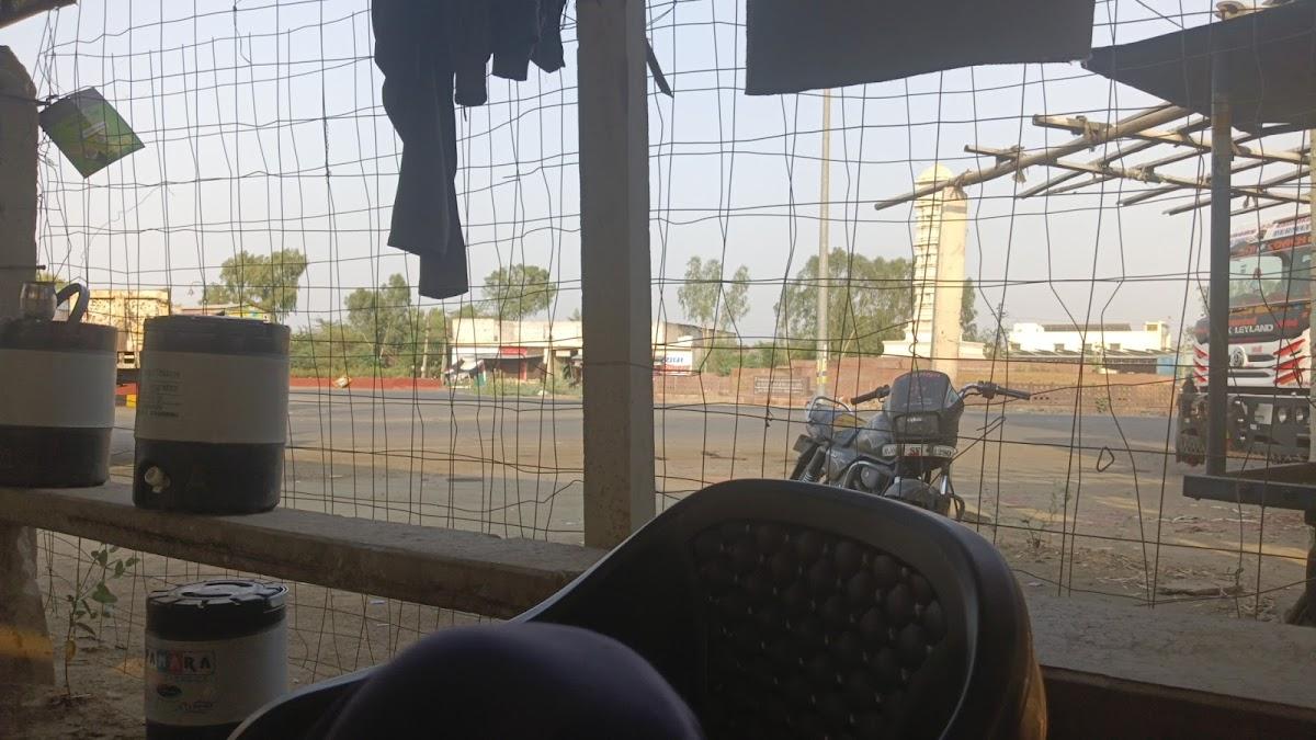 मोदी भोजनालय