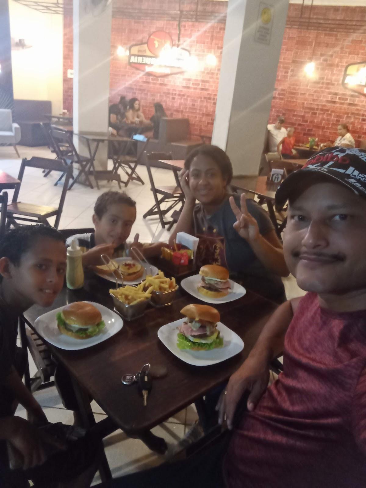 RF Restaurante e Hambúrgueria