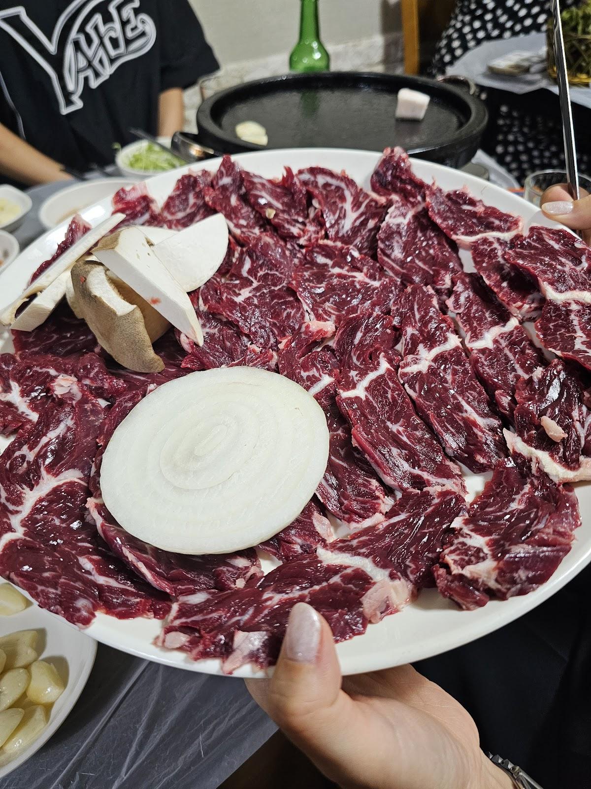 양지식당