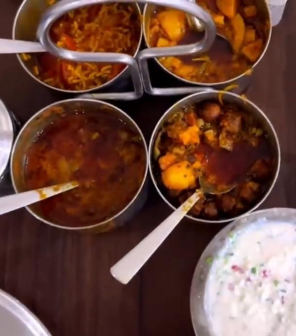 Jay gelbhavani hotal.