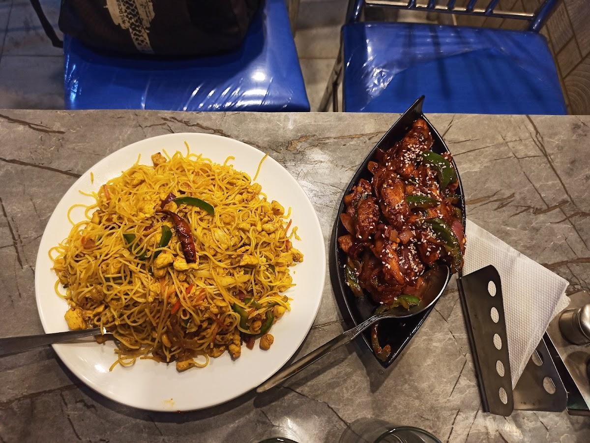 Bhojon Roshik Family Resturant