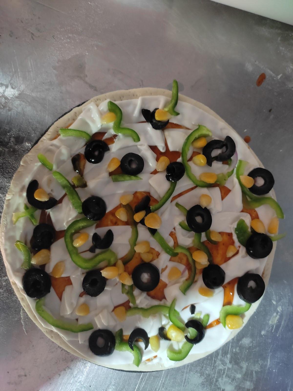 Crust Pizza Bite Chintpurni