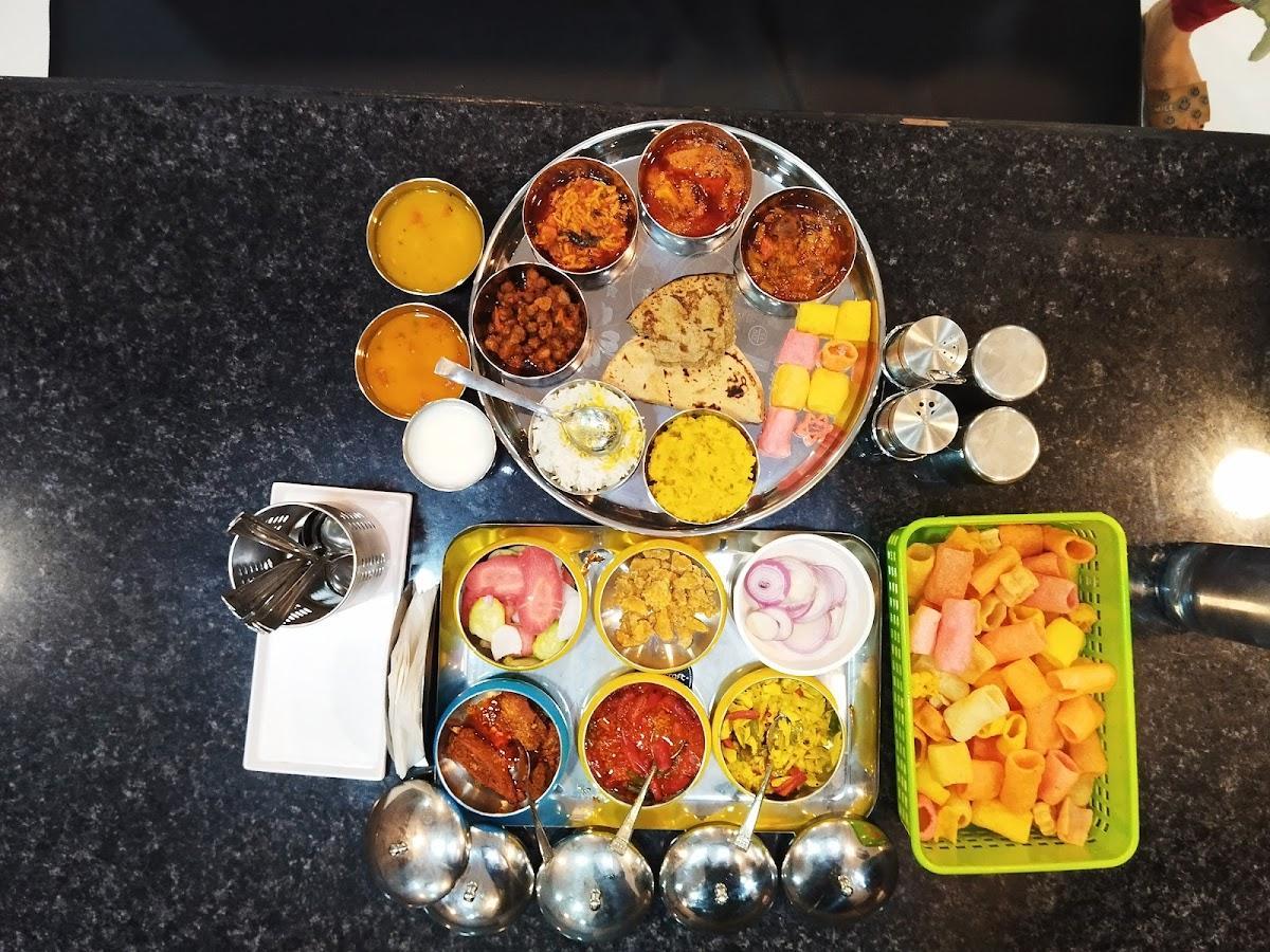 Shree Atithi Kathiyawadi rasthal