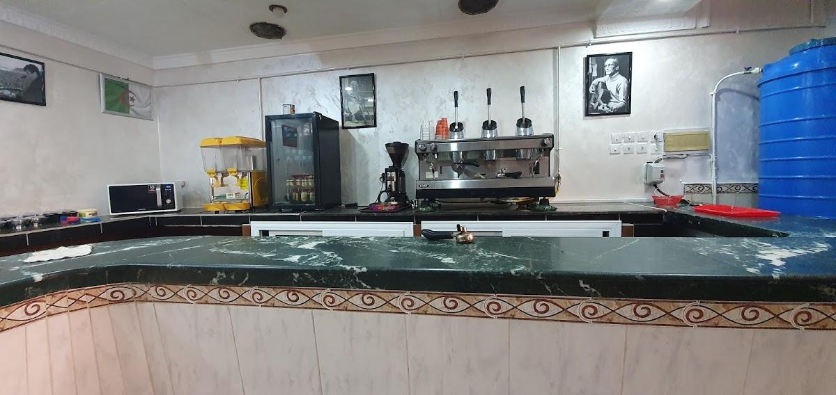 Café Des Artistes " Chez Yazid Haddadj "