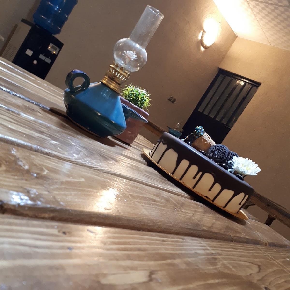 رستوران باغ سنتی مراد