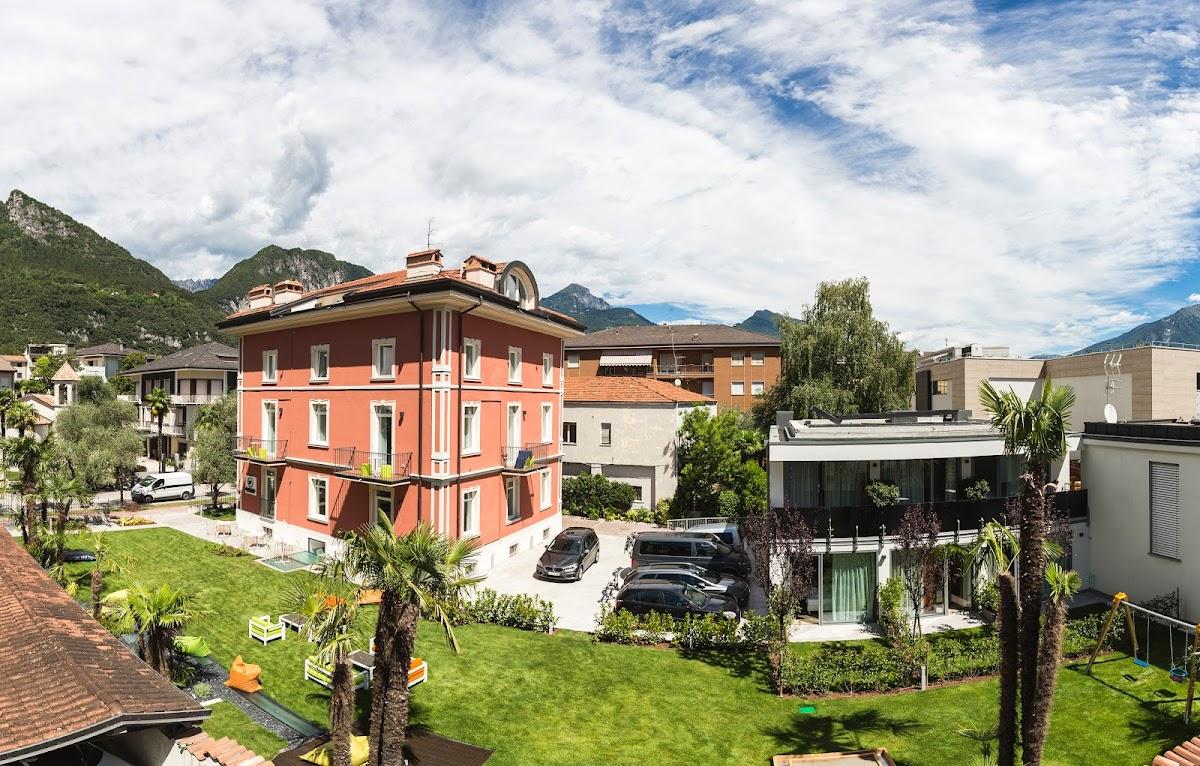 IV Gardan Breakfast in Riva Frühstück in Riva Colazioni a Riva del Garda