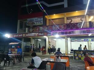 SWAD BHAJIPAU & CHULA DHOSA