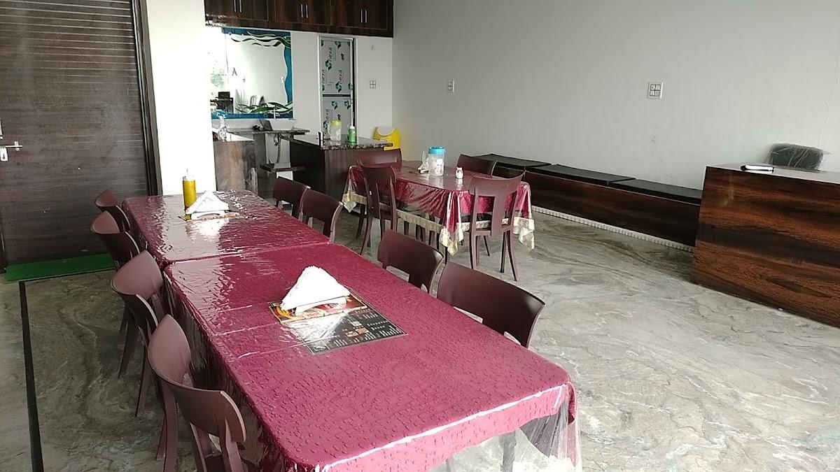 Hotel kartik restaurant & ac room