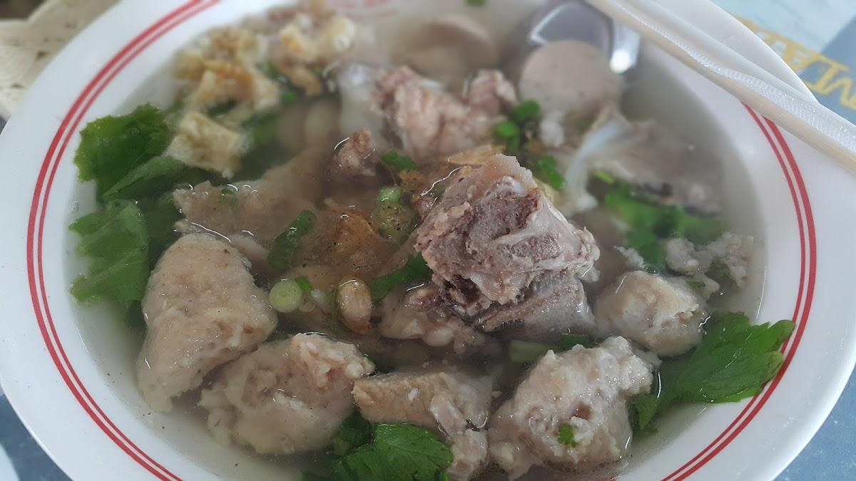 ศูนย์อาหารจณิภา