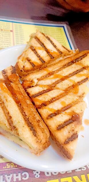 Sri Sadguru Fast Food & Chats Corner