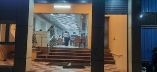 சண்முகம் உயர்தர சைவ உணவகம்