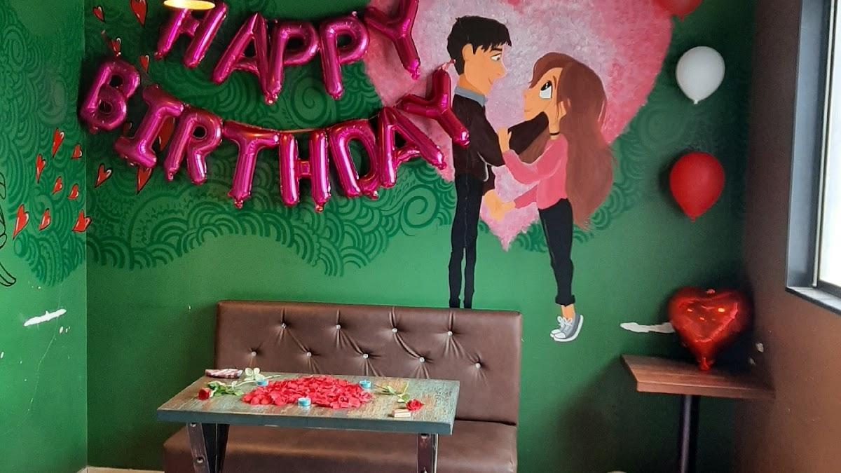 Pokket cafe, Ashoka marg, Nashik