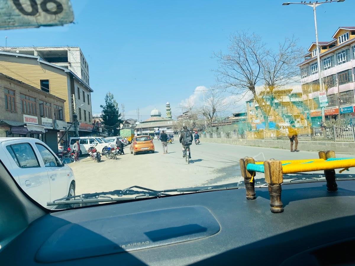 Domino's Pizza Karan Nagar, Sri Nagar