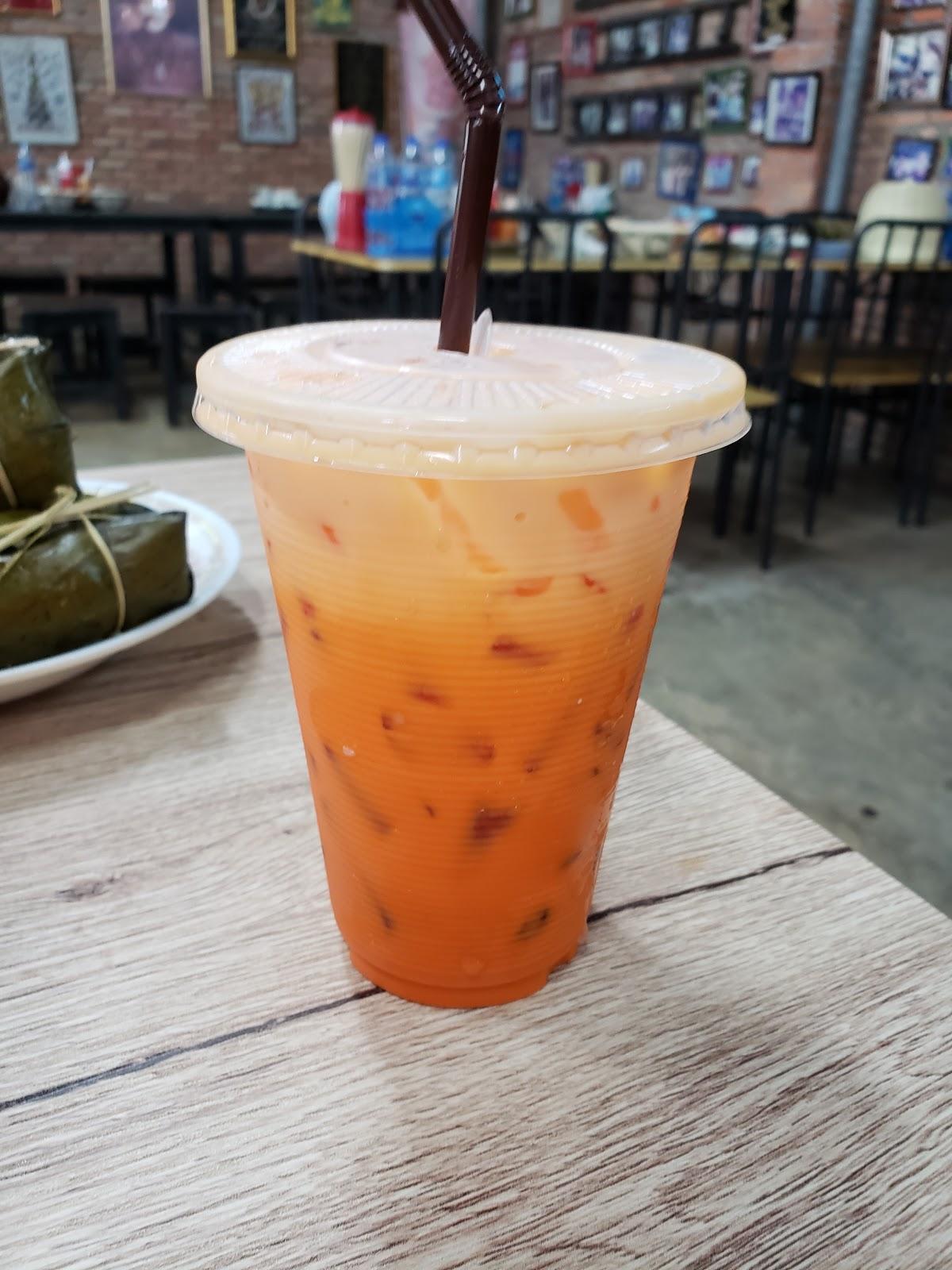 ร้านก๋วยเตี๋ยวหมูเลียงพระยาตรัง
