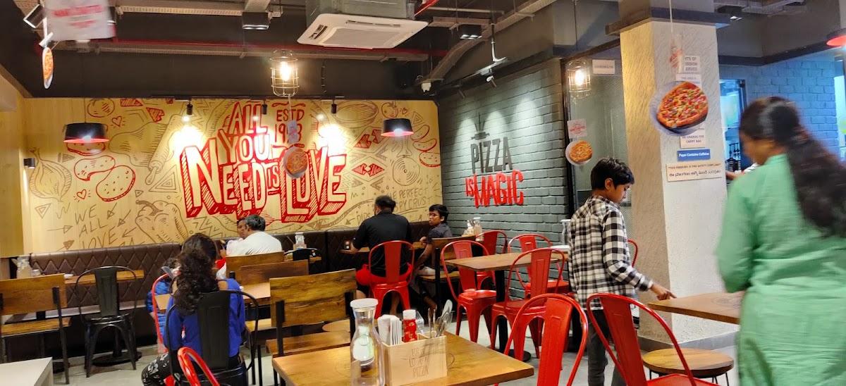 Pizza Hut Manikonda, Hyderabad