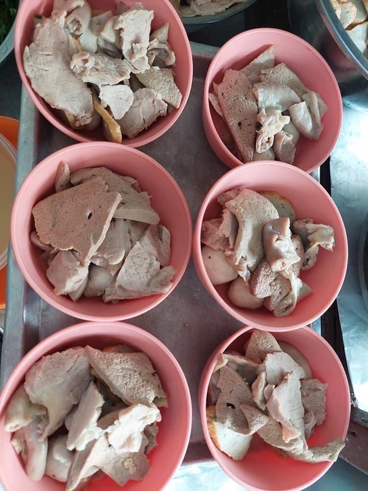 ร้านสูตรเตี๋ยวต้มยำหมูรสเด็ด