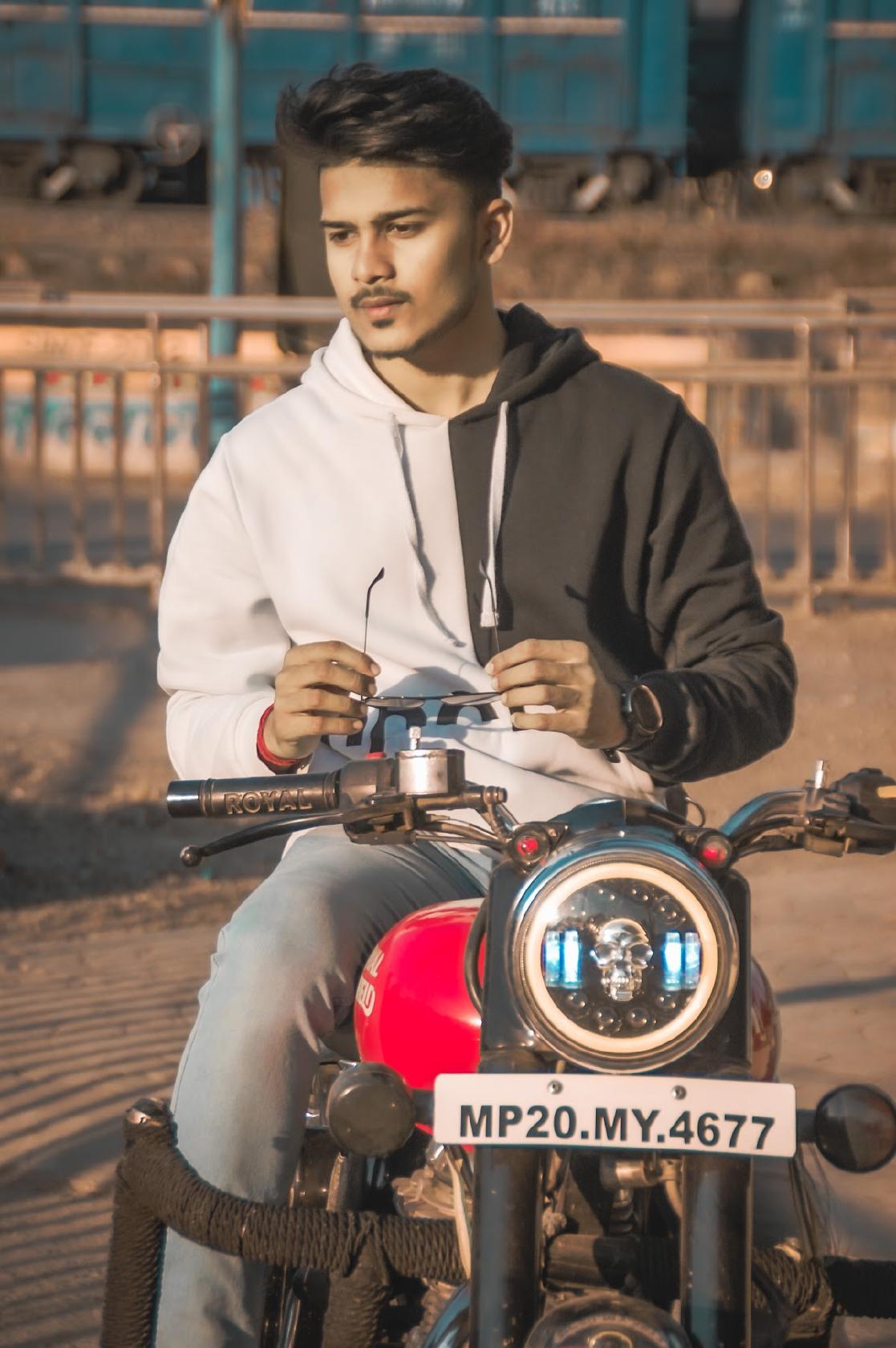 Lahiri Baba Ashram Vishwanath Singh Thakur