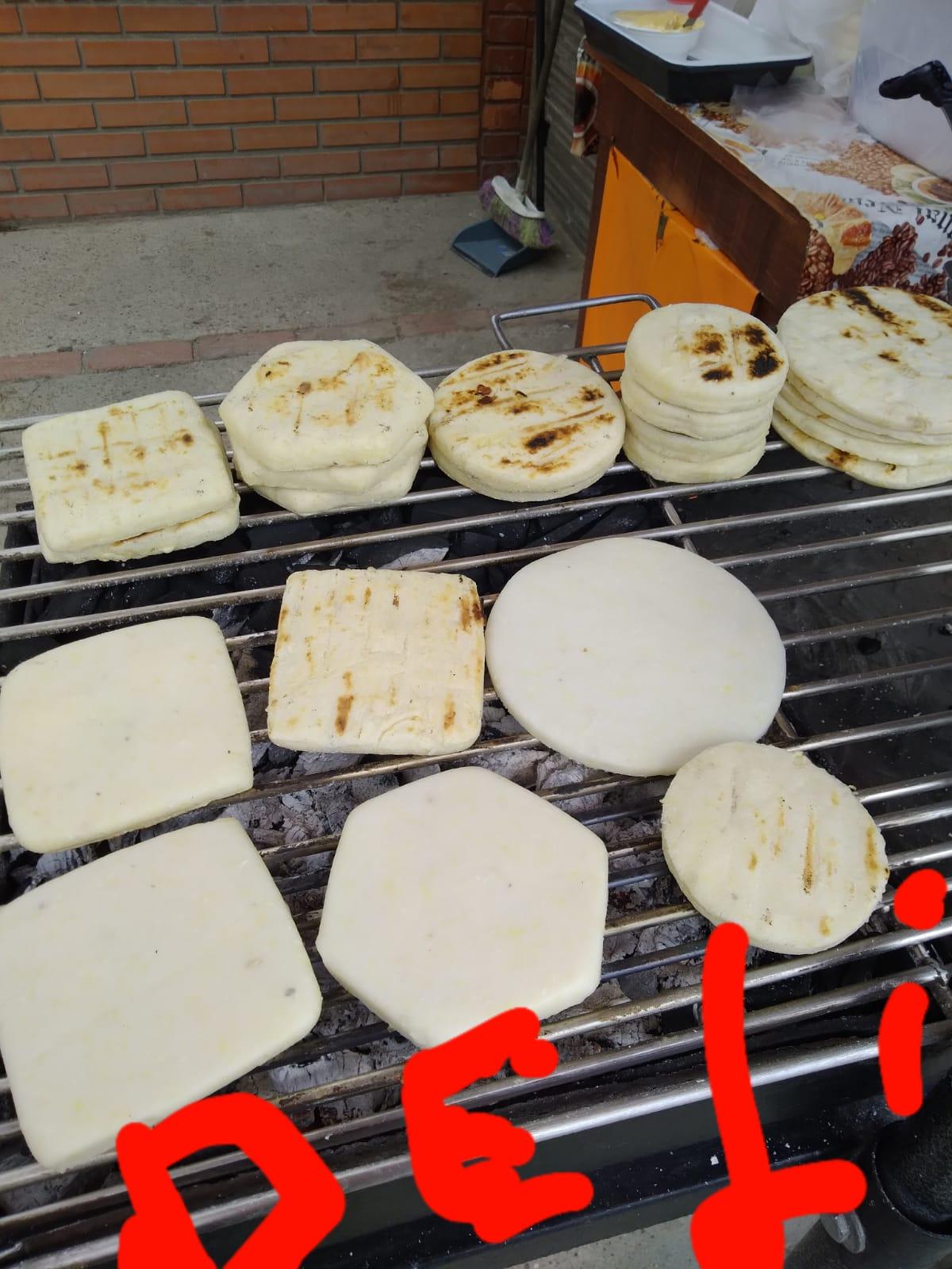 Deli Arepas