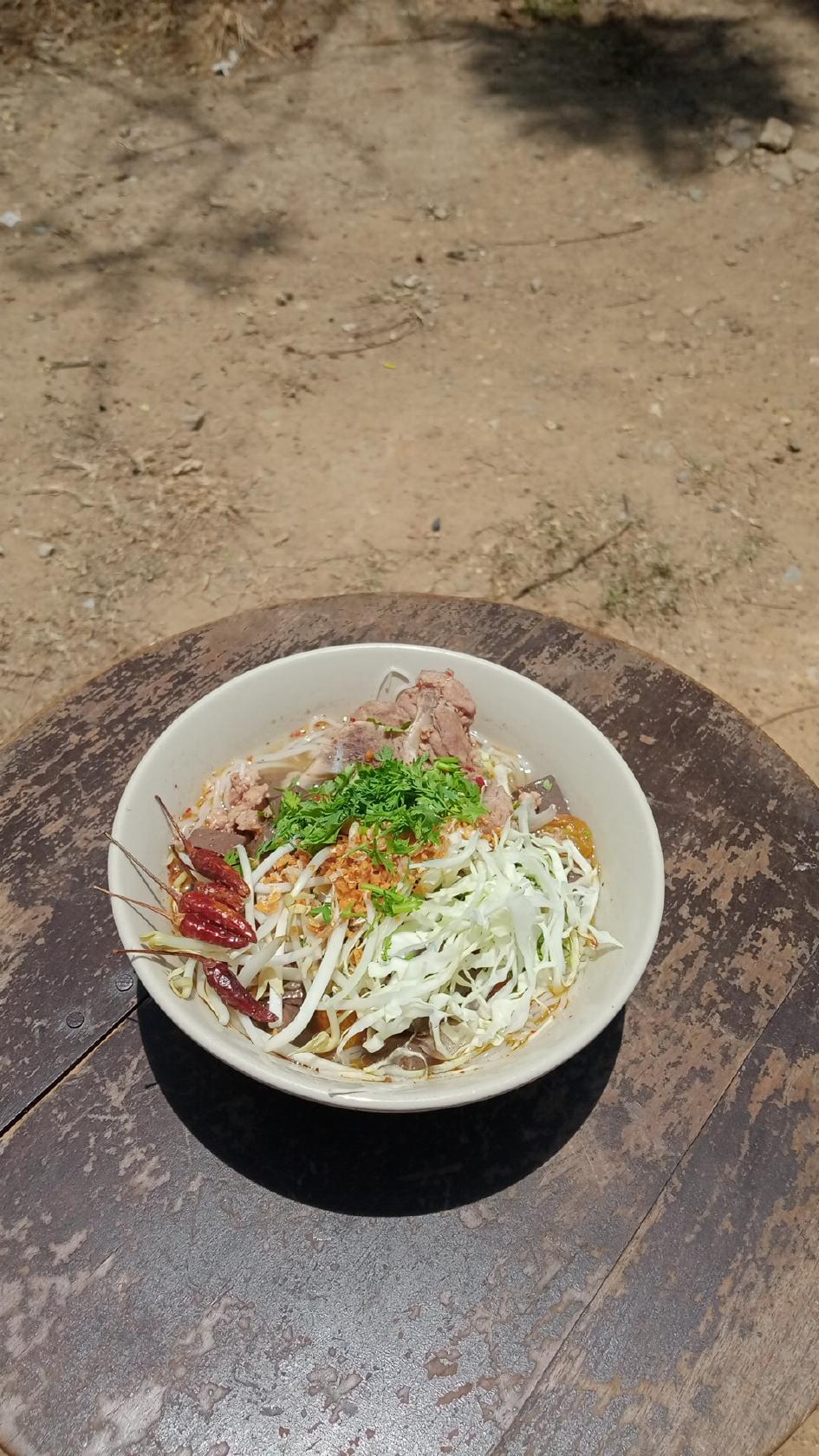 ร้านขนมจีน อาหารตามสั่ง