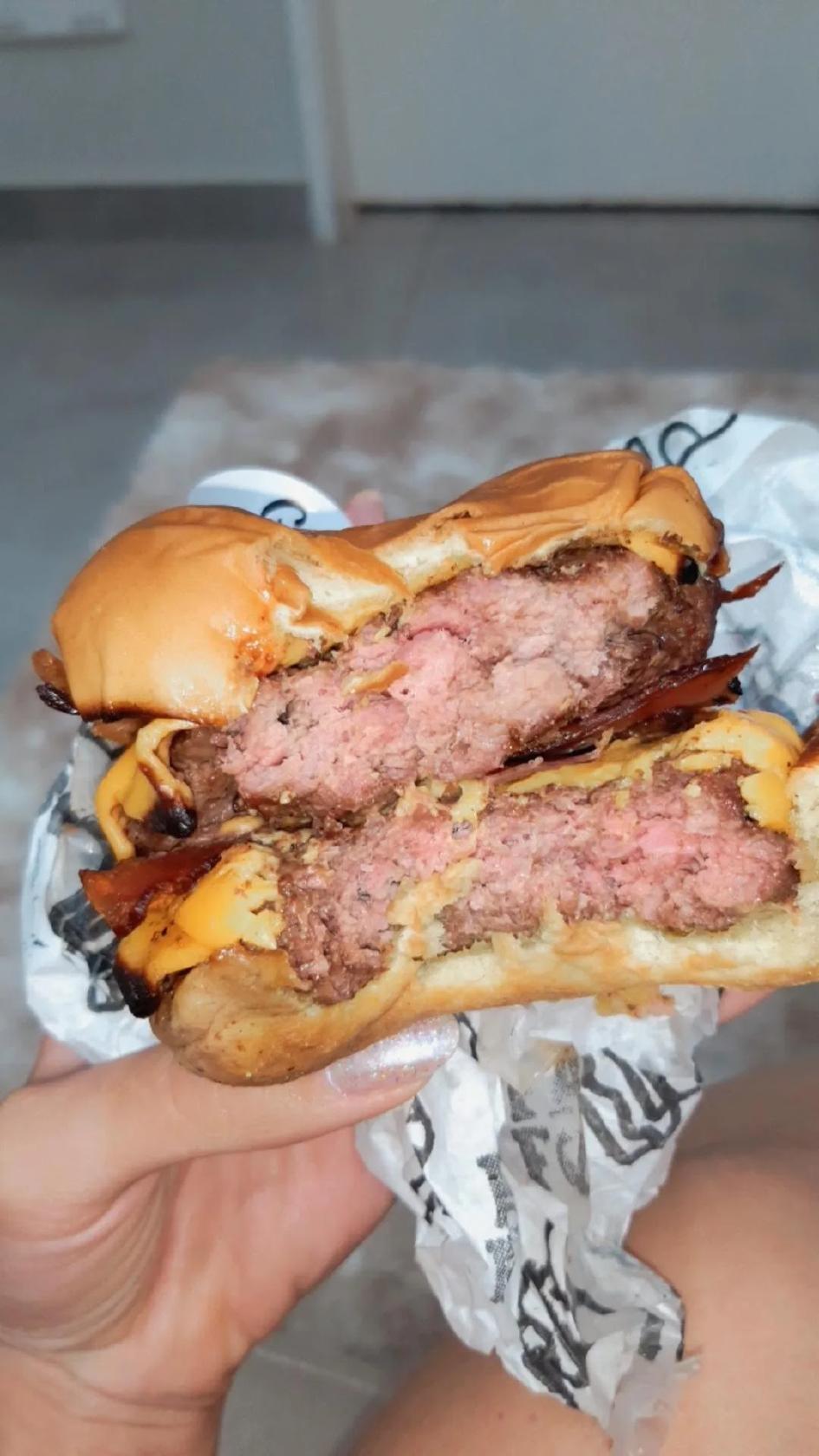 The Seven Burguer & Grill