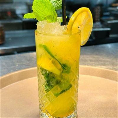 Momo master & Chinese cafe