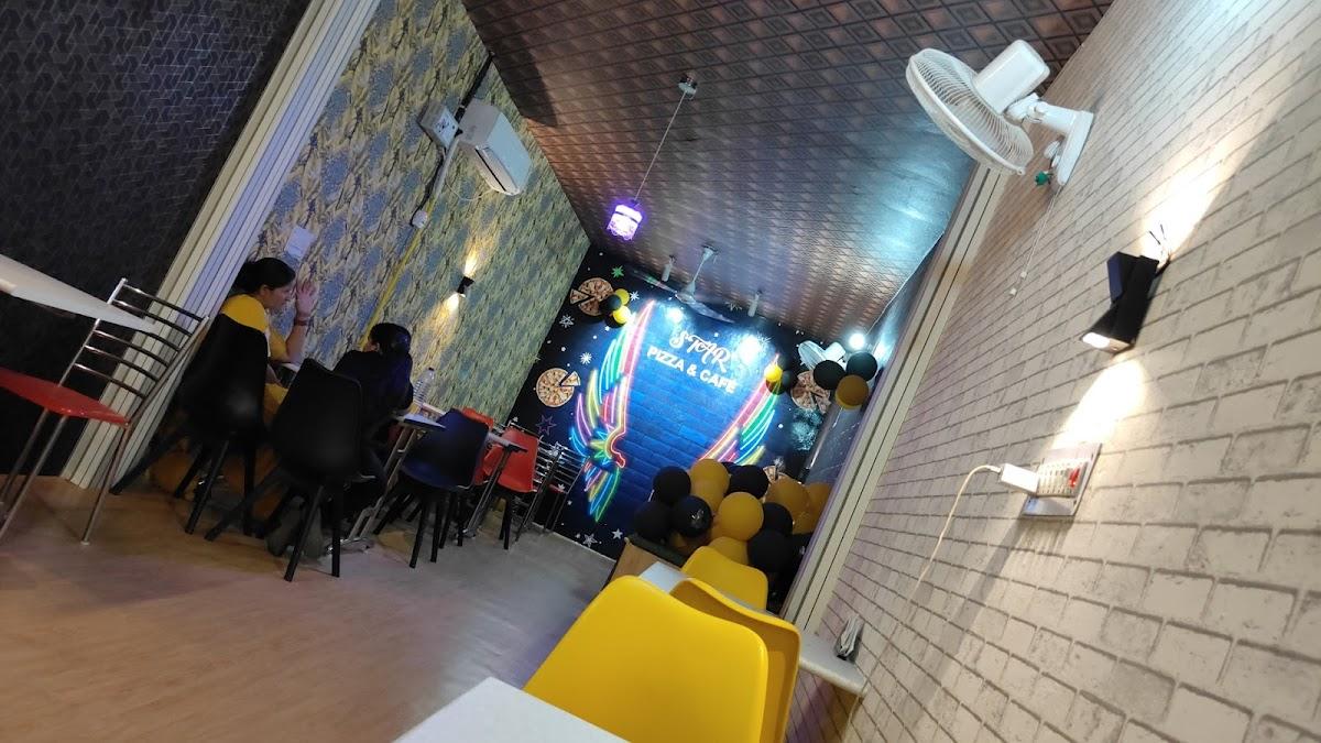 Star piazza and burger