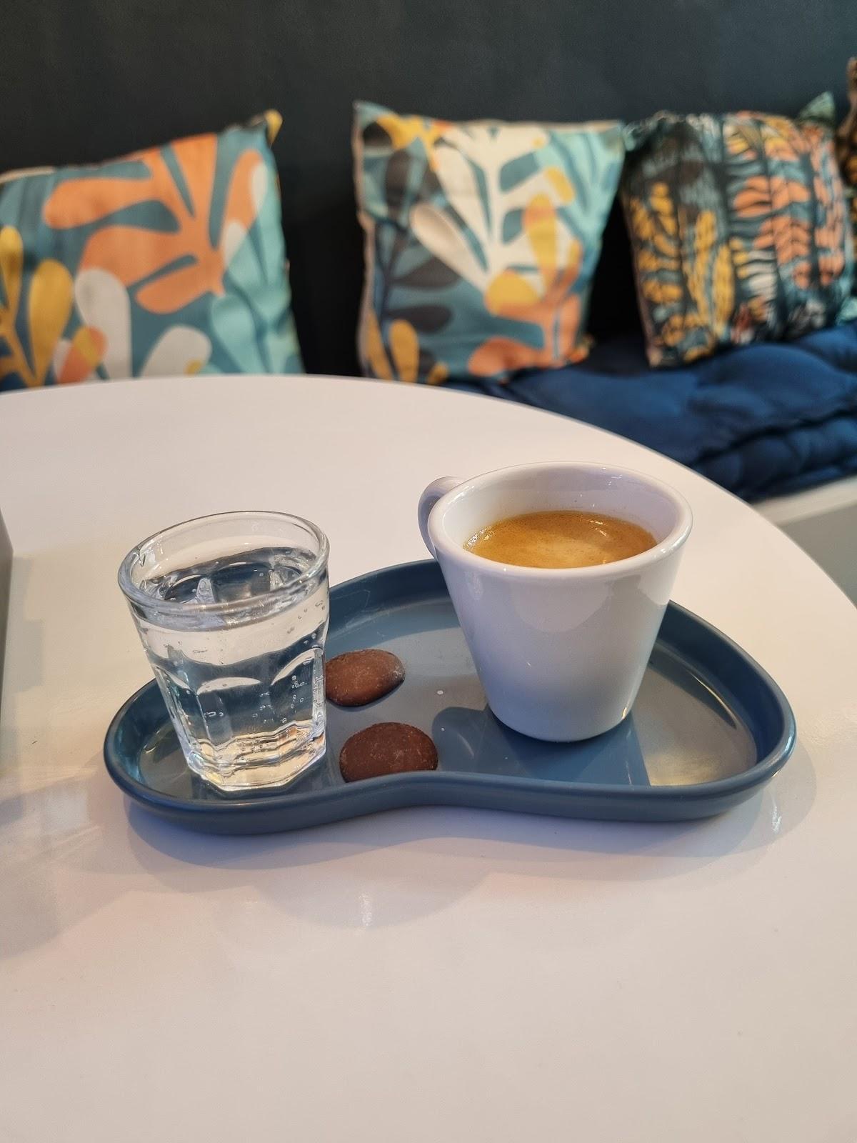 DOCCINO CAFETERIA e CONFEITARIA