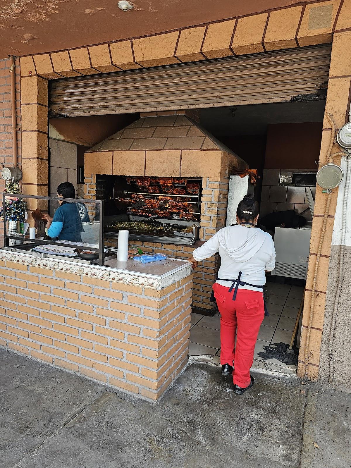 Pollos a la Leña